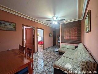 Piso en venta en Linares