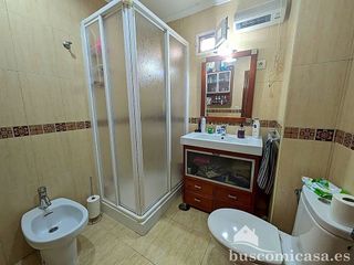 Piso en venta en Linares