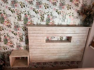 Cabecero cama madera + mesita