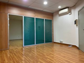 Oficina en alquiler en Mas Xirgu en Girona