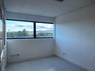 Oficina en alquiler en Mas Xirgu en Girona