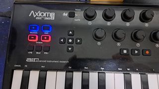 M-Audio Axiom AIR Mini 32 - Teclado MIDI