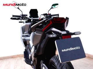 HONDA X-ADV 