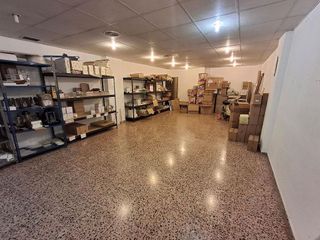 Local comercial en venta en Villena