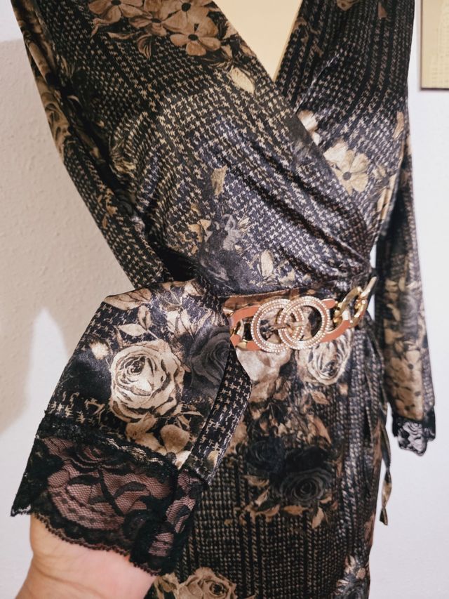 Vestido terciopelo negro y dorado - M