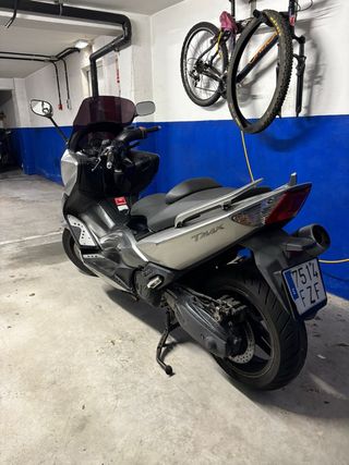 Yamaha TMax 500 (2008).
