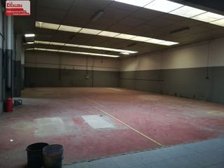 Nave industrial en venta en Onil