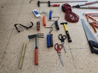 Kit herramientas manuales
