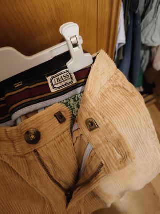 Pantalón pana beige Bass niño. Talla 10 años