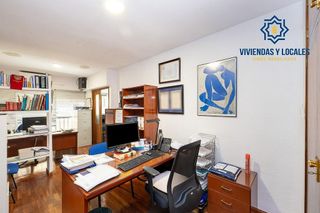 Piso en venta en Camino de Ronda - Rosaleda en Granada