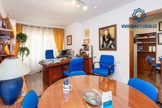 Piso en venta en Camino de Ronda - Rosaleda en Granada