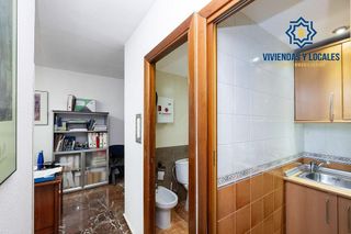 Piso en venta en Camino de Ronda - Rosaleda en Granada