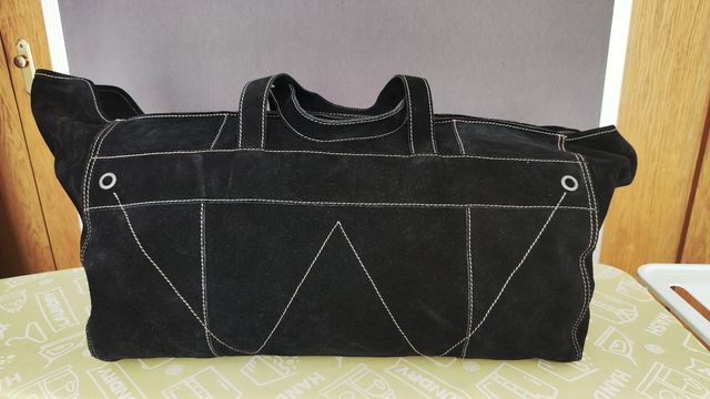 Precioso bolso grande de ante Zara