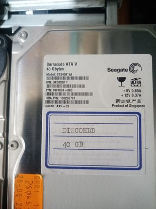 6 Discos Duros IDE 3.5" (40GB & 80GB)