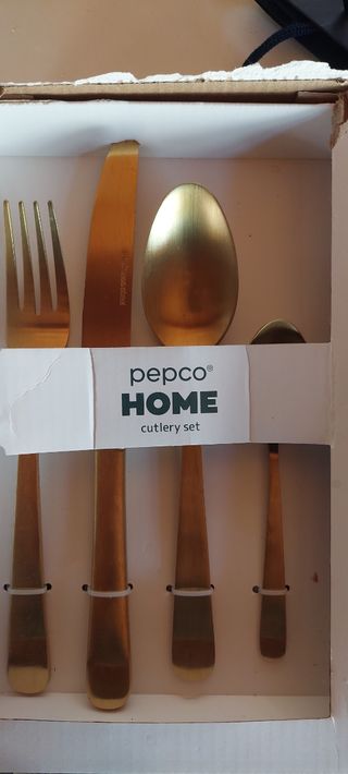 Cubertería Inox pepco dorada - nueva
