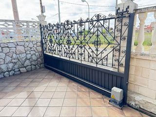 Chalet en venta en Trobajo del Camino en San Andrés del Rabanedo