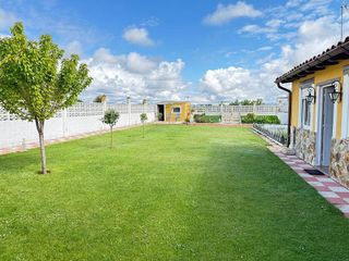 Chalet en venta en Trobajo del Camino en San Andrés del Rabanedo
