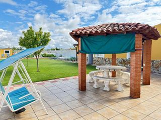 Chalet en venta en Trobajo del Camino en San Andrés del Rabanedo
