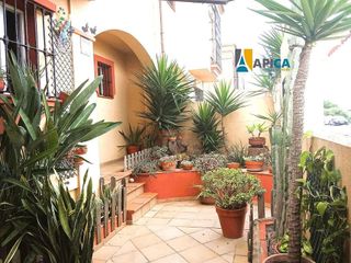 Casa adosada en venta en La Granja-La Colina-Los Pastores en Algeciras