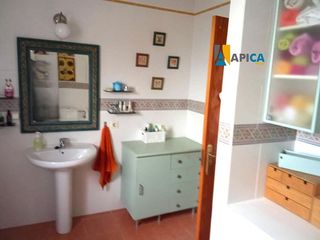 Casa adosada en venta en La Granja-La Colina-Los Pastores en Algeciras