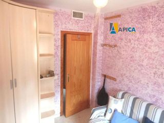 Casa adosada en venta en La Granja-La Colina-Los Pastores en Algeciras