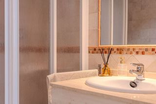 Piso en alquiler en Los Naranjos - Las Brisas en Marbella