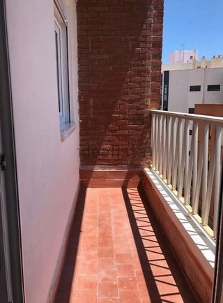 Piso en alquiler en Ciudad Jardín - Tagarete - El Zapillo en Almería