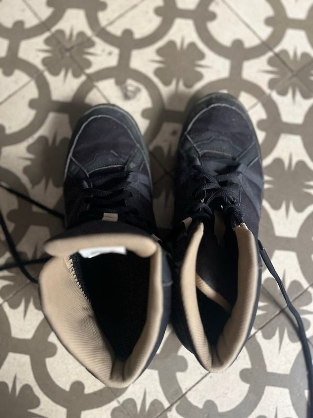 Botas montaña Quechua 40