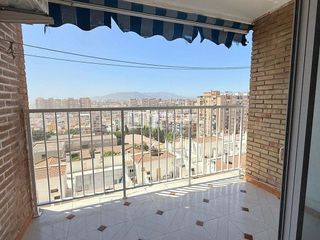 Piso en alquiler en Parque Ayala - Jardín de la Abadía - Huelín en Málaga