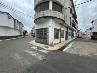 Local comercial en venta en Moraleja