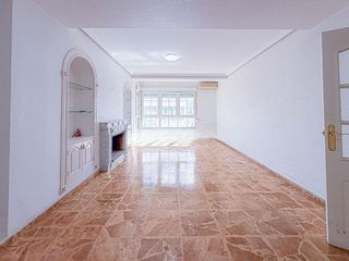 Piso en venta en Centro en Torrevieja