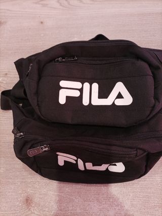 Riñoneras Fila - Negras