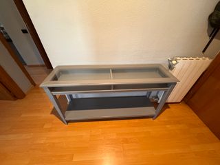 Mesa recibidor gris - madera y cristal
