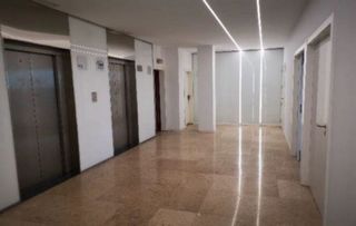Oficina en alquiler en Zona Industrial en Prat de Llobregat, El