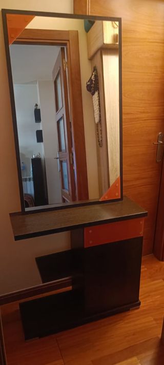 Recibidor con espejo - Mueble moderno