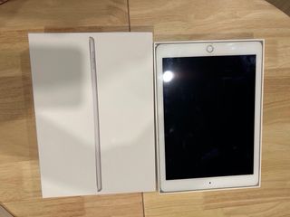 iPad 6ª generación - Plata. 128 gB