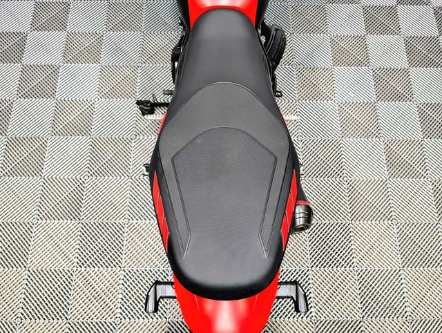 DUCATI SCRAMBLER FULL THROTTLE - 2024 - 27.713KM