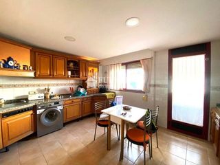 Piso en venta en Carolinas Bajas en Alicante