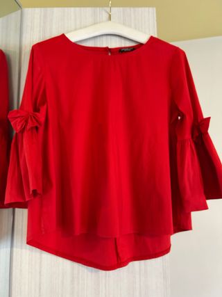 Camicia rossa maniche a campana
