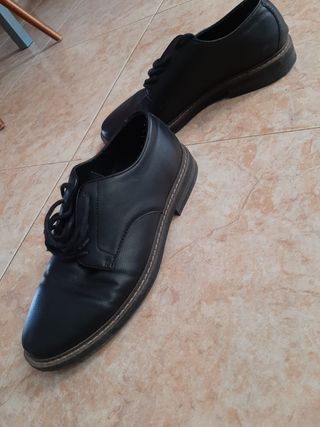 Zapatos negros - Piel Sintética