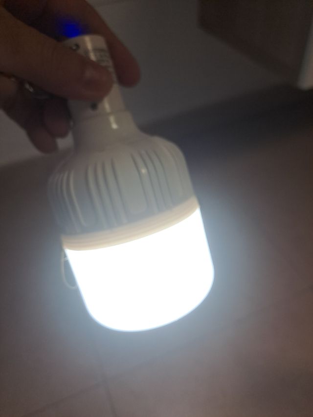 Bombilla Portátil Recargable New Garden