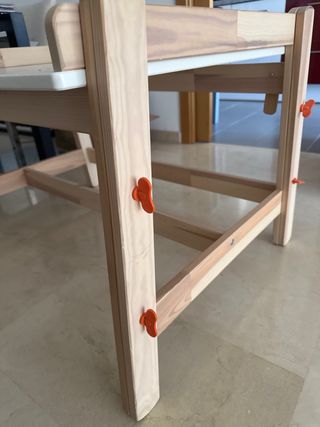 Mesa infantil madera regulable