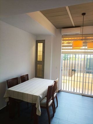 Casa pareada en alquiler en Zona Universitaria  en Bormujos