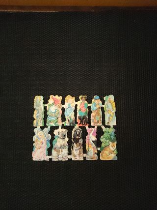 Cromos troquelados temática variada
