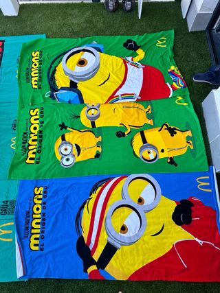 Toallas playa Minions -  6 unidades