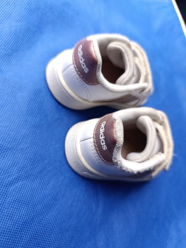 Zapatillas Adidas bebé- niña