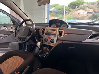 Lancia Ypsilon - 1.3 JTD 90 Elle 3p