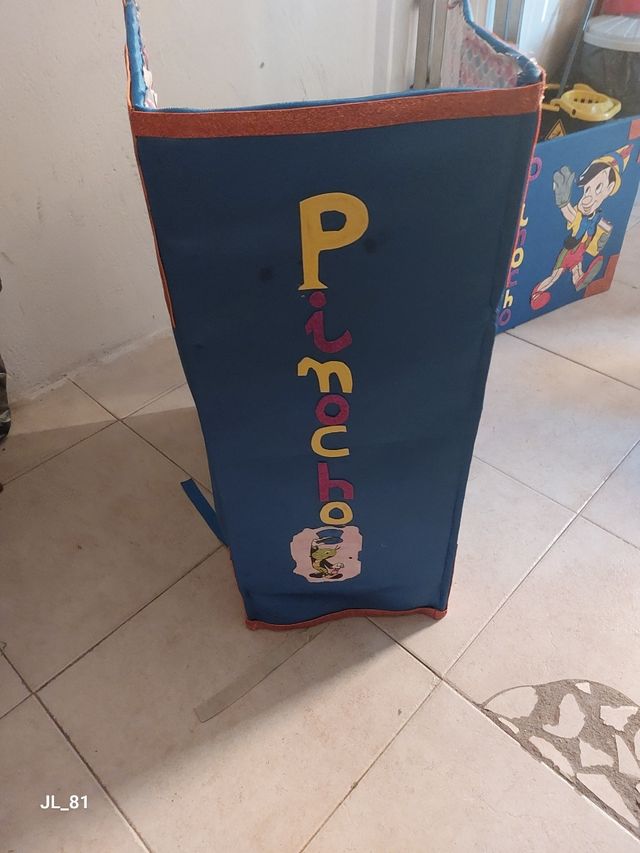 Disfraz libro Pinocho adulto y niño