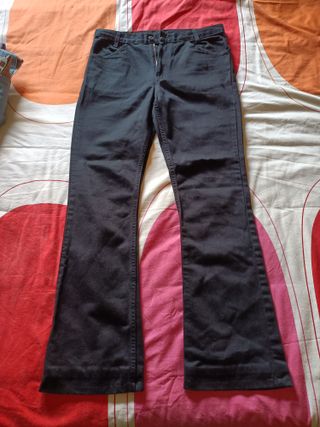Pantalones vaqueros.