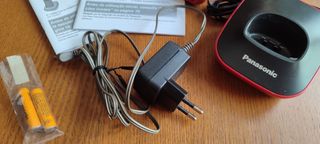 Teléfono inalámbrico Panasonic KX-TG1611.